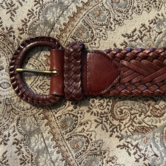 GAP Woven Leather Belt - Picture 2 of 5